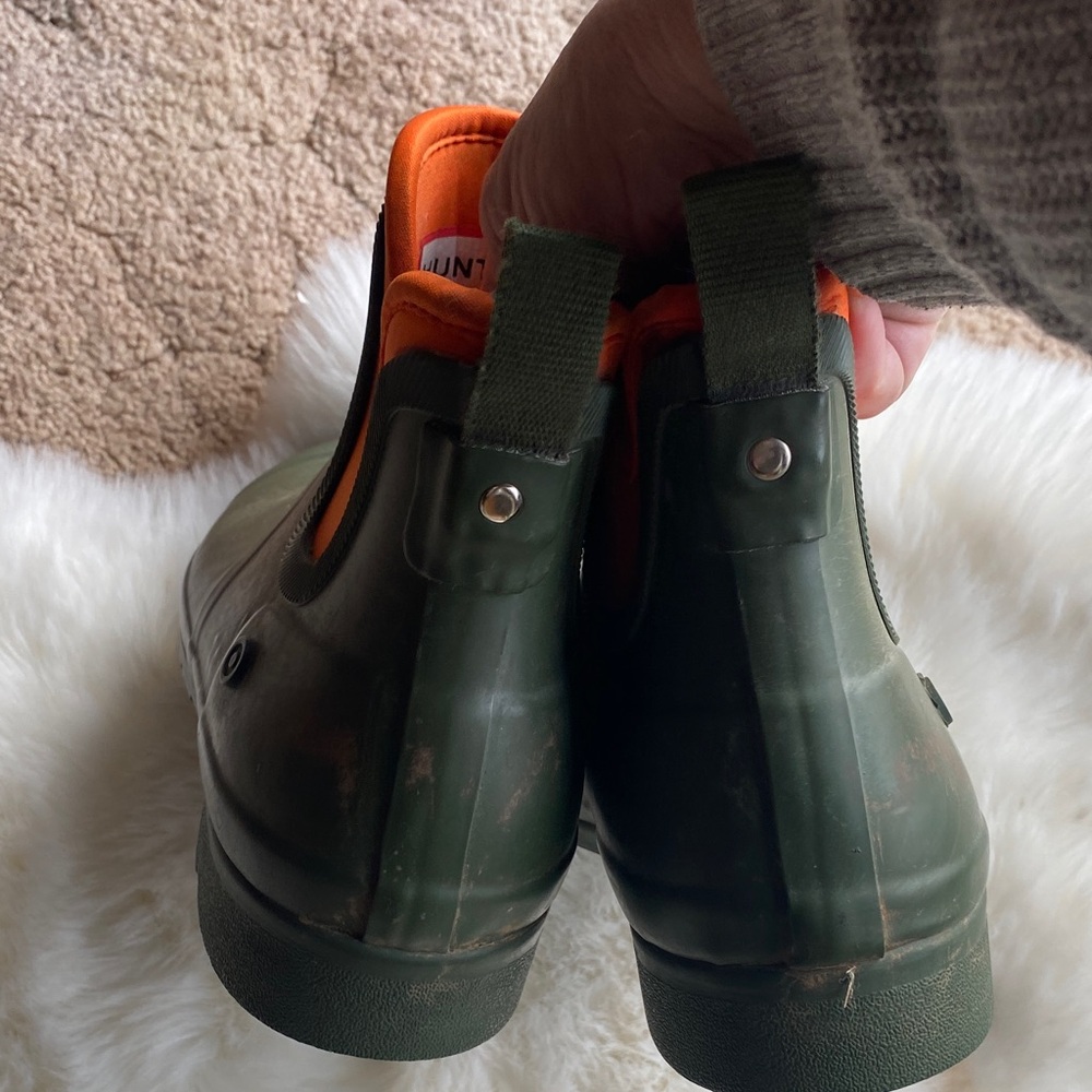 Hunter Women’s Olive and Orange Rain Boots - Picture 6 of 10
